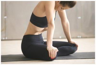 Секреты выполнения Джаландхара бандхи (горловой замок) для начинающих практиков Секреты выполнения Джаландхара бандхи (горловой замок) для начинающих практиков