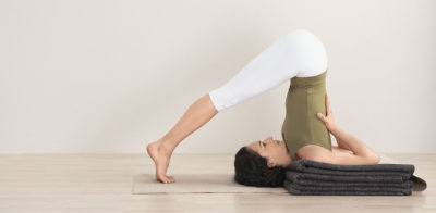 Как сохранить молодость без пластики: регулярная практика йоги для лица творит чудеса