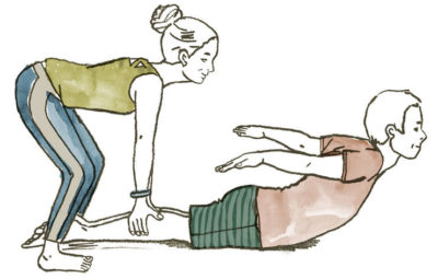 Прокачайте доверие в отношениях и улучшите здоровье: практика парной йоги для начинающих Прокачайте доверие в отношениях и улучшите здоровье: практика парной йоги для начинающих