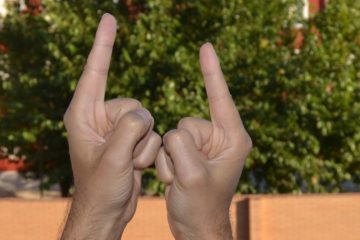 Какие делать мудры от запора?