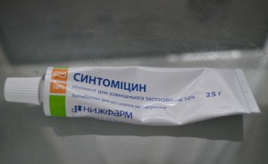 Синтомициновая мазь от прыщей Синтомициновая мазь от прыщей