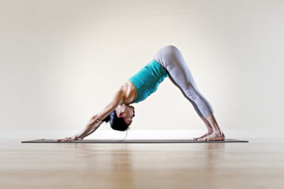 Как сохранить молодость без пластики: регулярная практика йоги для лица творит чудеса