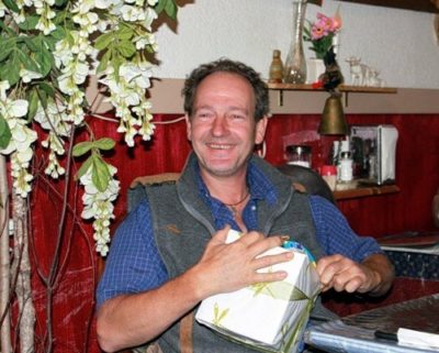 Откройтесь потоку любви и благости вместе с медитациями Клауса Джоула