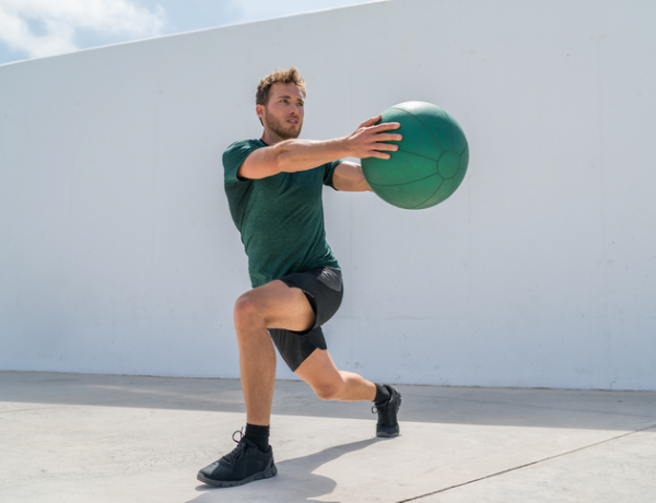 &laquo;Тройная угроза&raquo; Энтони Джошуа: любимое упражнение боксера с медболом